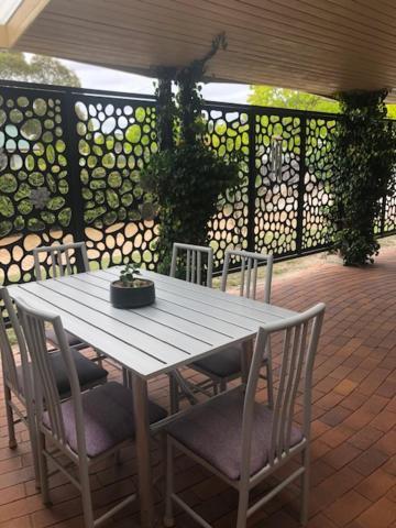 Granite Belt Cabins Hotel Stanthorpe Exterior photo
